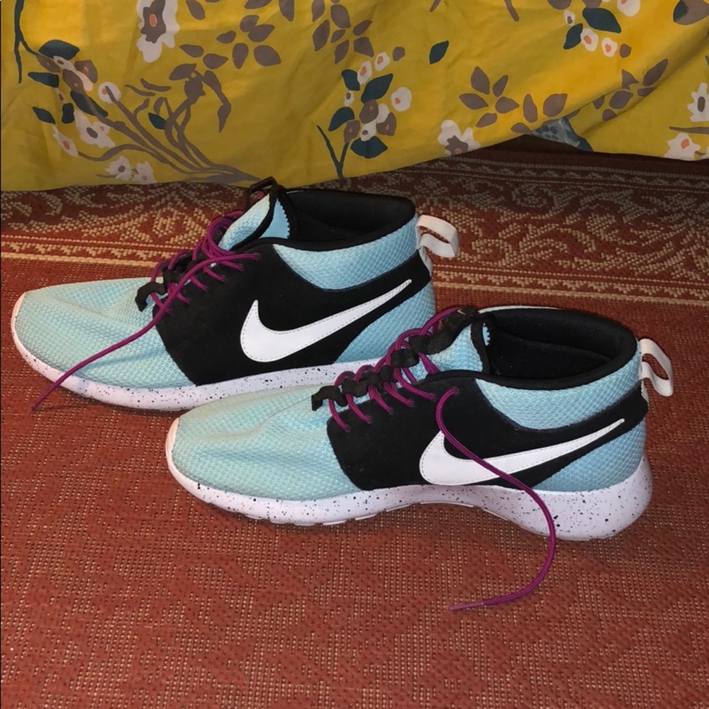 Custom made Nike Roshes